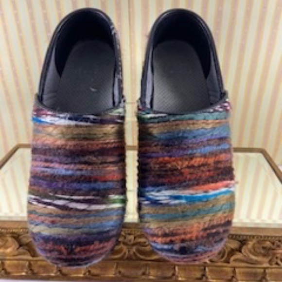 Dansko Clogs - Picture 14 of 16